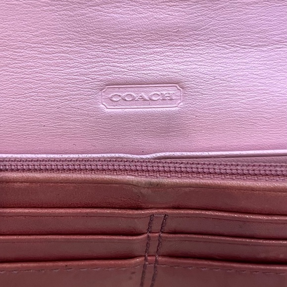 Coach | Vintage Pink Buckle Wallet - Picture 2 of 4